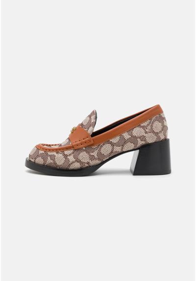 Туфли NATALIE SIGNATURE LOAFER