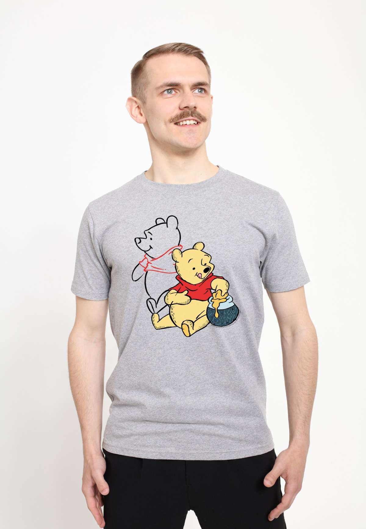 Футболка WINNIE THE POOH POOH LINE ART