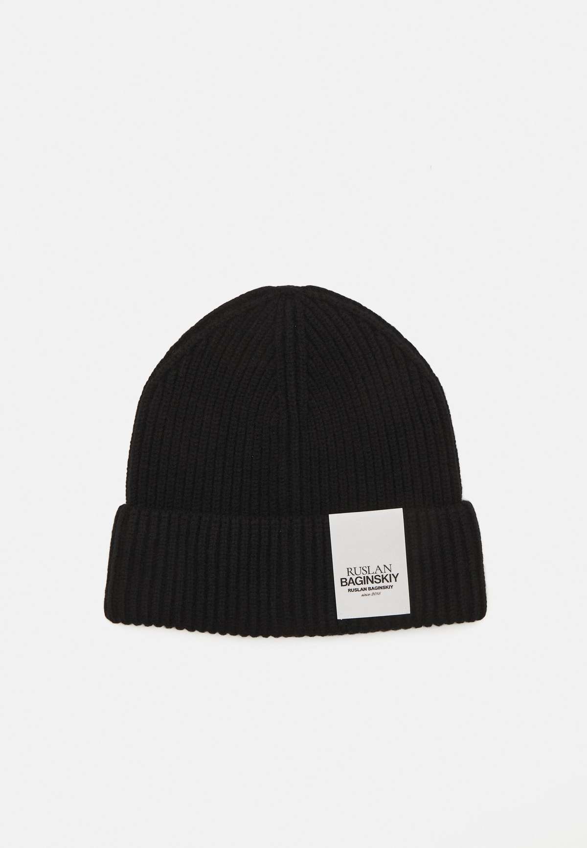 Шапка LOGO PATCH BEANIE