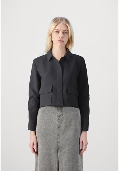 Куртка TAILORED POCKET JACKET