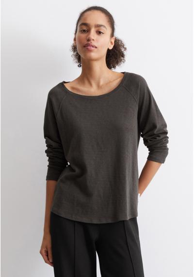 Кофта RAGLAN SLEEVES