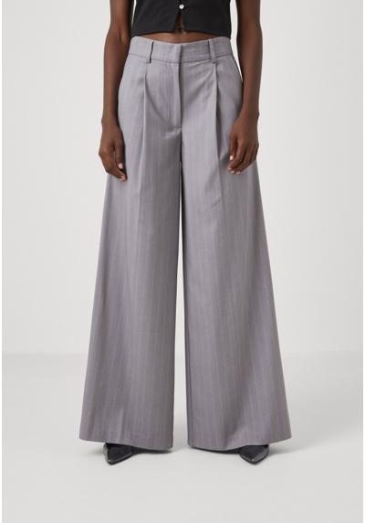 Брюки TROUSERS