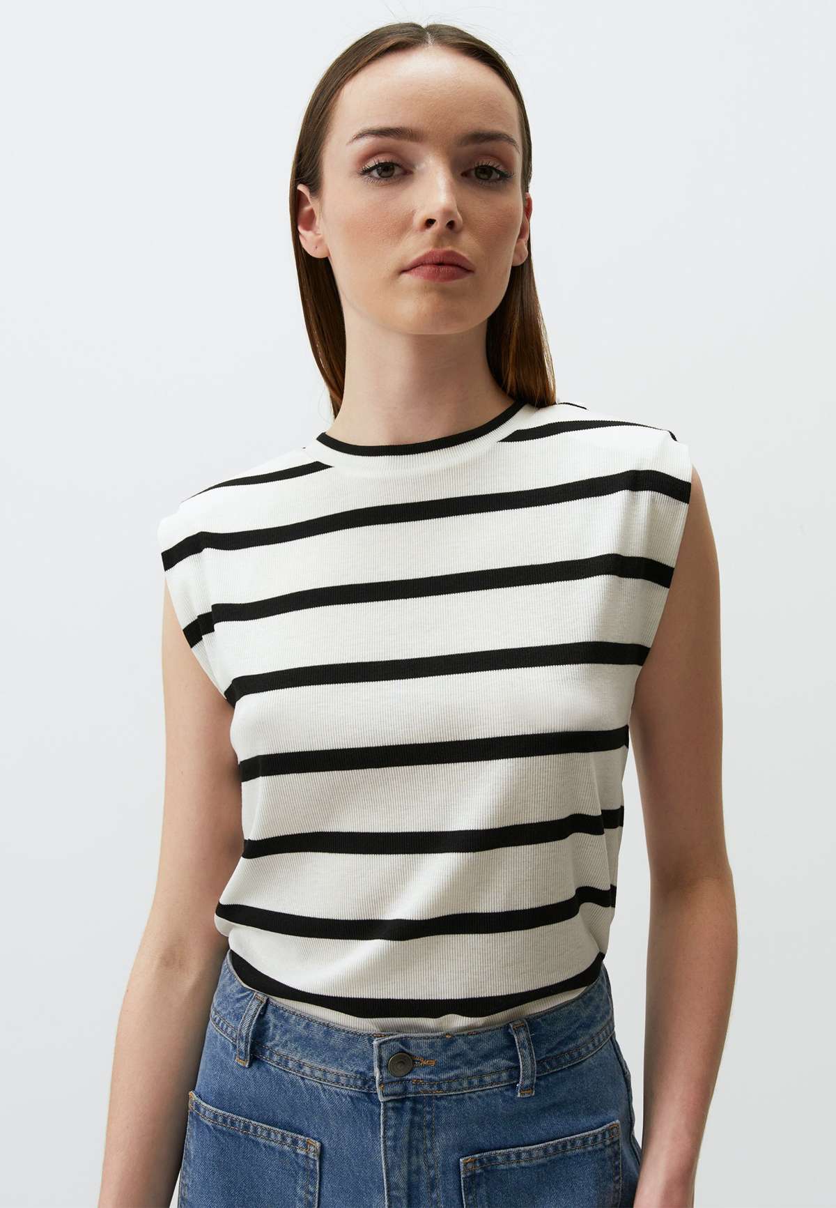 Топ SLEEVELESS STRIPED T-SHIRT WITH WADDING