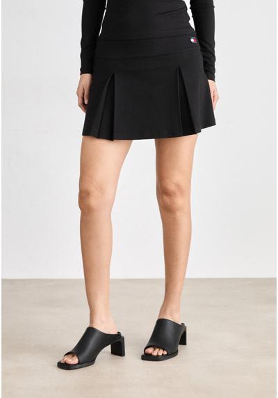 Юбка BOX PLEAT SKIRT