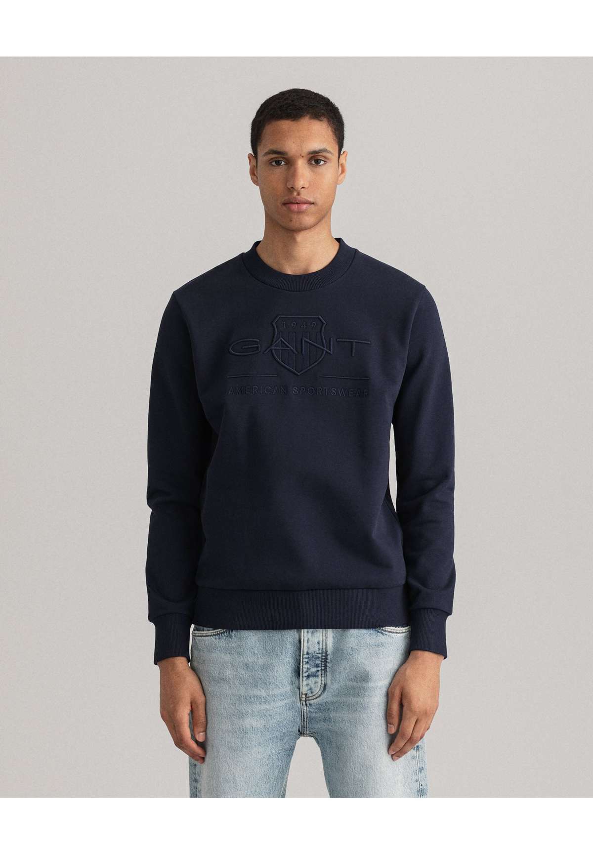 Кофта TONAL ARCHIVE SHIELD CREW NECK