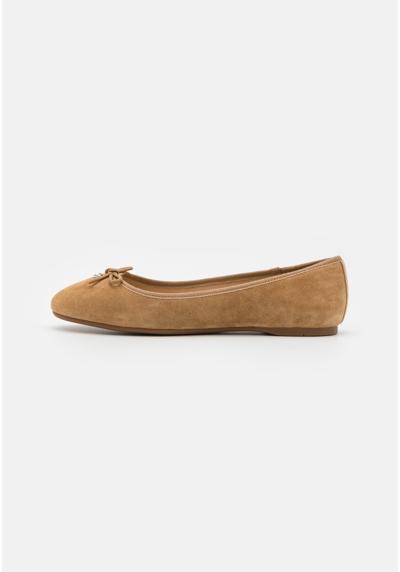 Балетки ABIGAIL BALLET FLAT