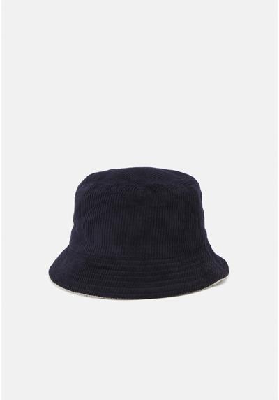 Шляпа WILLOW BUCKET HAT