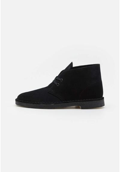 Ботинки на шнуровке DESERT BOOT