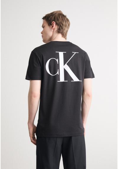 Футболка REGULAR FIT TEE WITH BOLD BACK PRINT