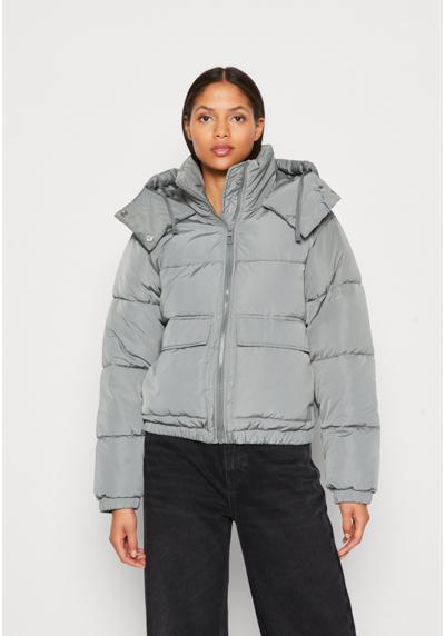 Зимняя куртка ONLEVI CARGO PUFFER JACKET