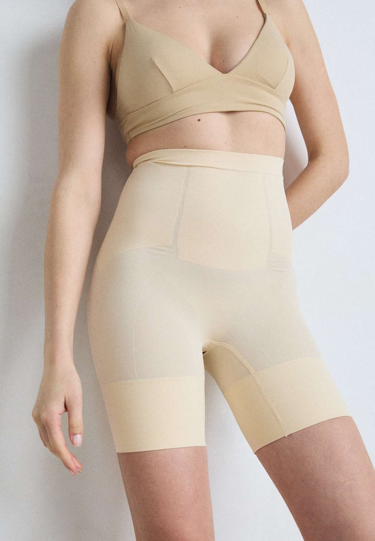 ABSOLUTE SCULPT HIGH WAIST SHORTS HIGH CONTROL SHAPING TAILLENSLIP - Shapewear