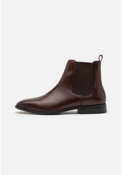 Полусапожки CITY CHELSEA BOOT