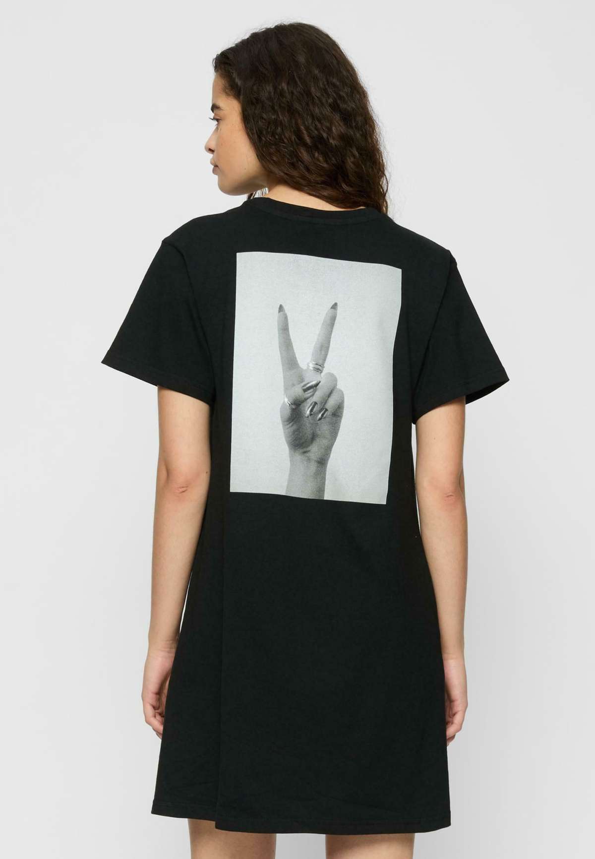 Трикотажное платье PEACE HAND TEE