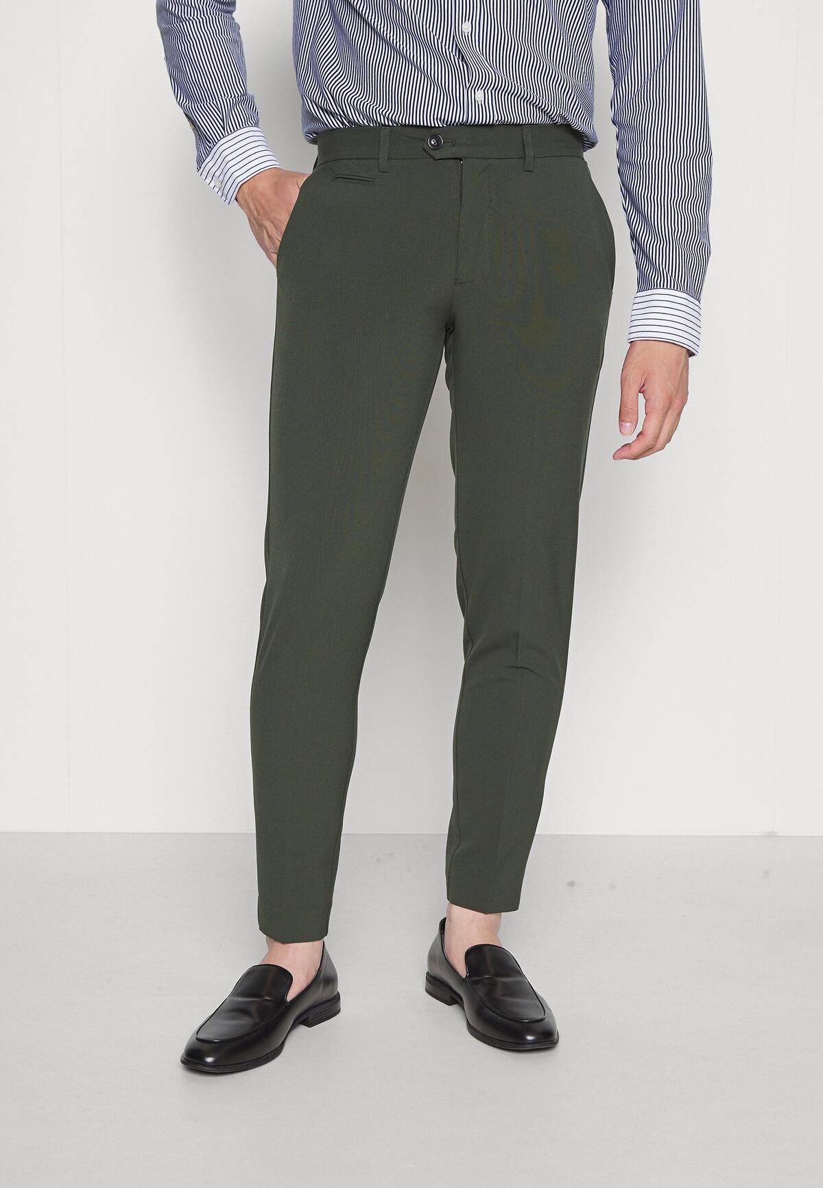 Брюки SLIM FIT CLUB PANTS