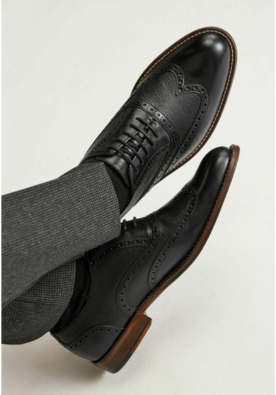 Ботинки на шнуровке WING CAP BROGUE