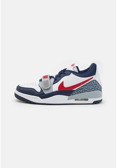 Кеды AIR JORDAN LEGACY 312