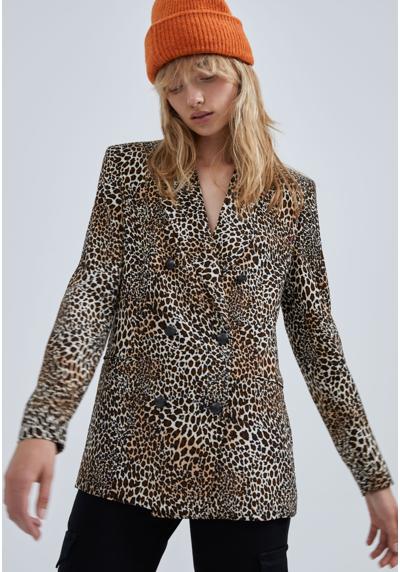 Короткое пальто WITH LEOPARD PRINT