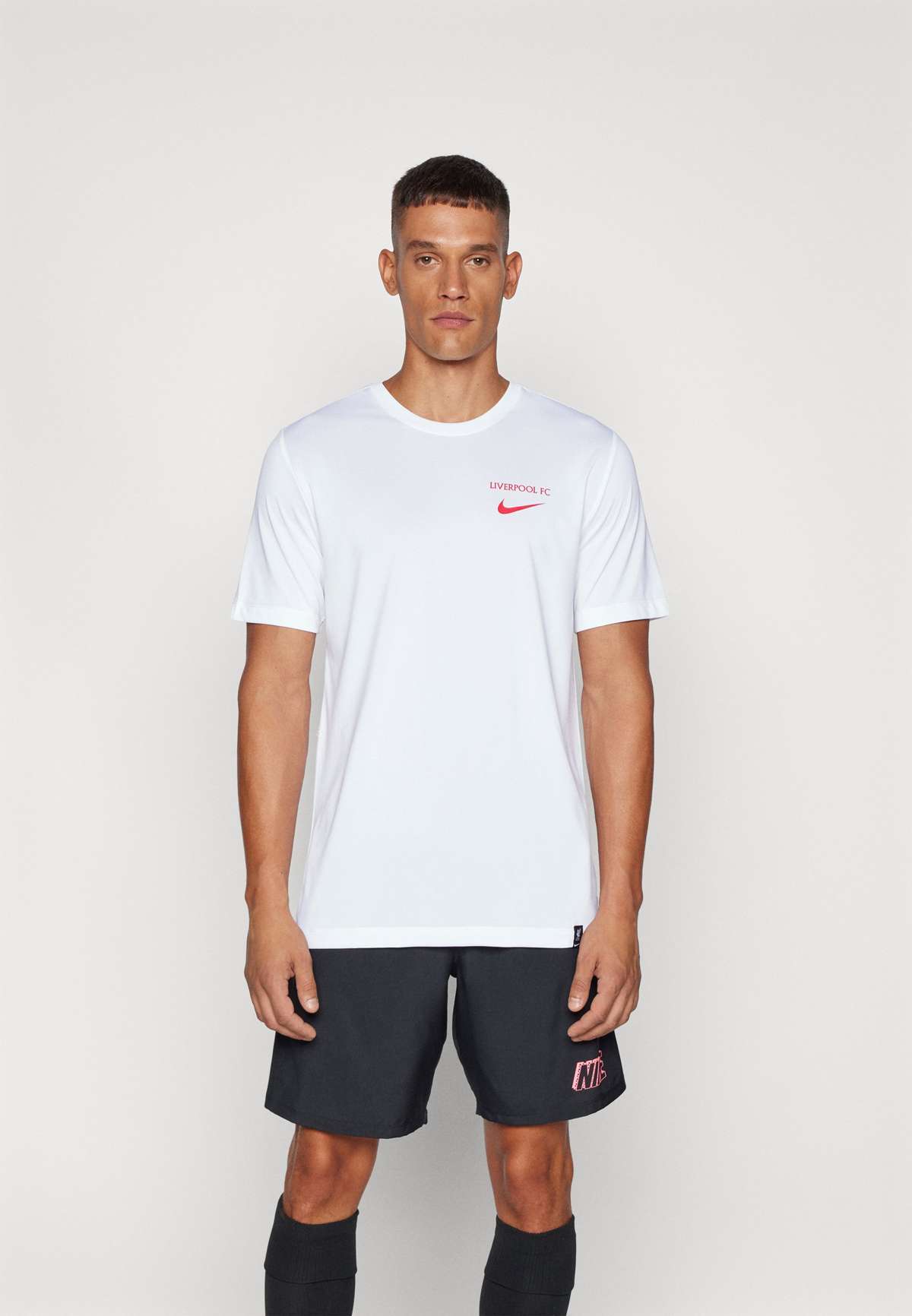 LIVERPOOL FC NIKE LEGEND SHORT SLEEVES TEE - Vereinsmannschaften