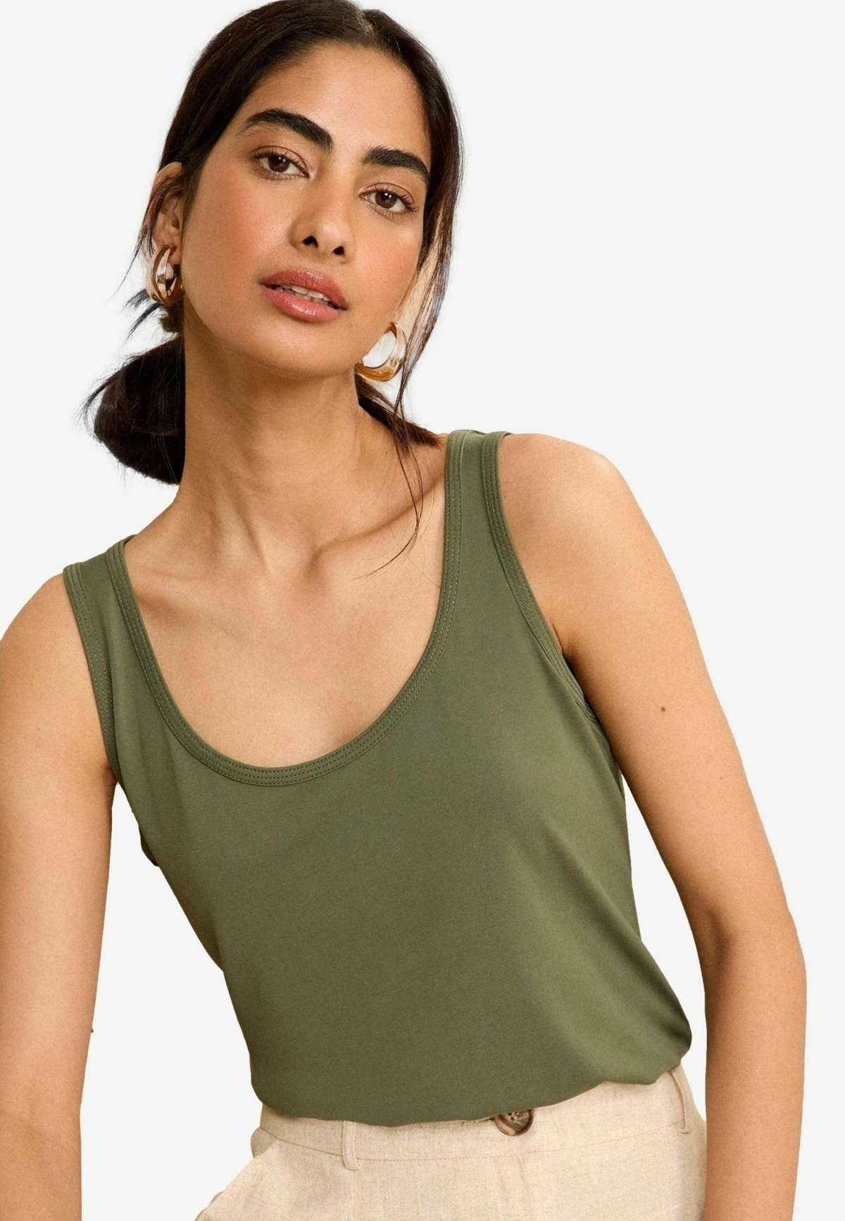 Топ SCOOP NECK