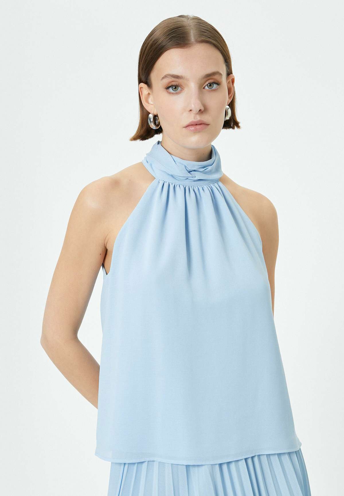 Блузка HALTER NECK