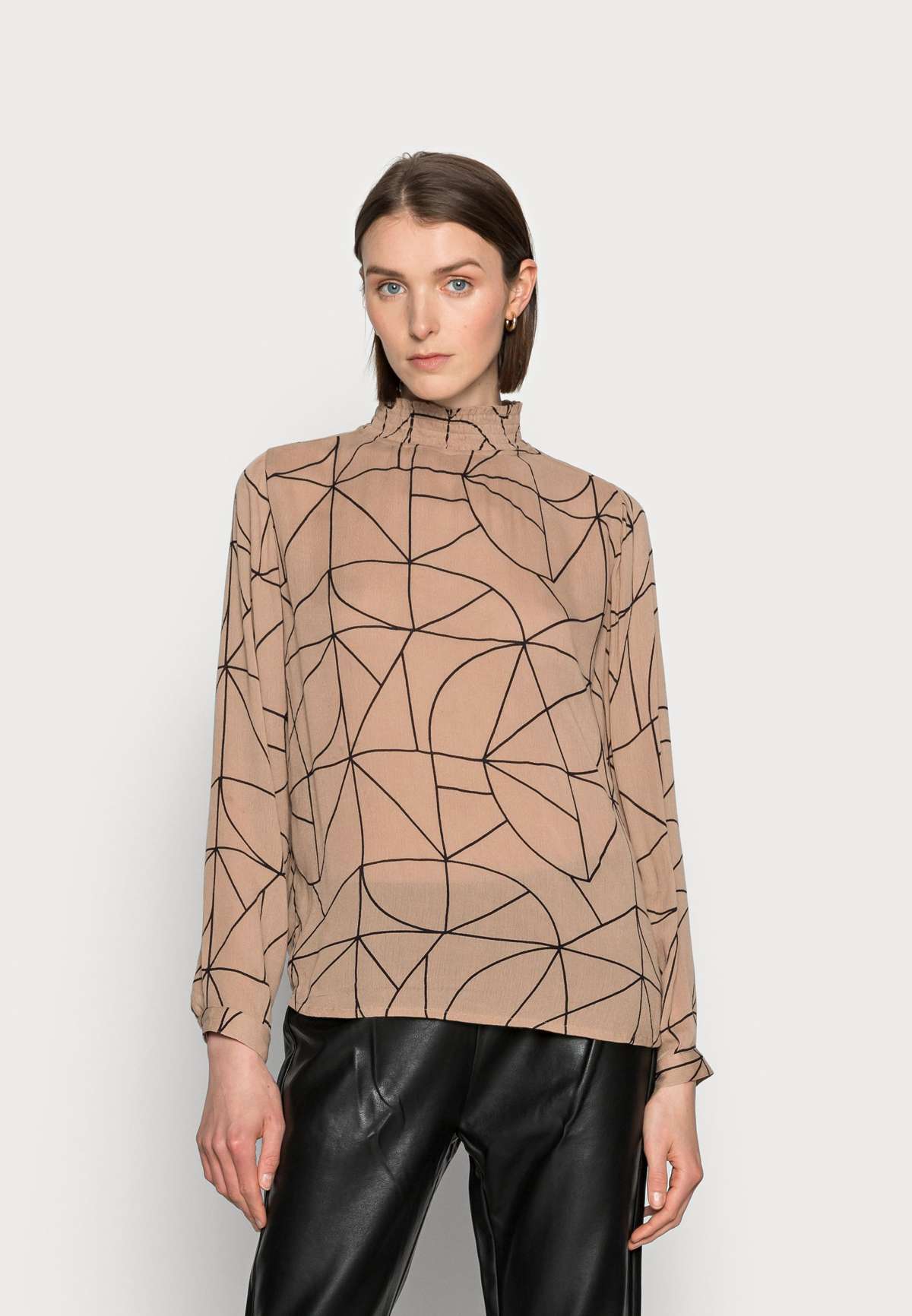 Блузка AROA AMBER BLOUSE