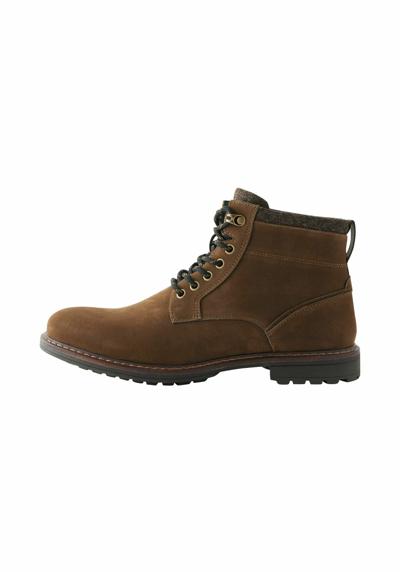 Полусапожки на шнуровке CHUKKA REGULAR FIT