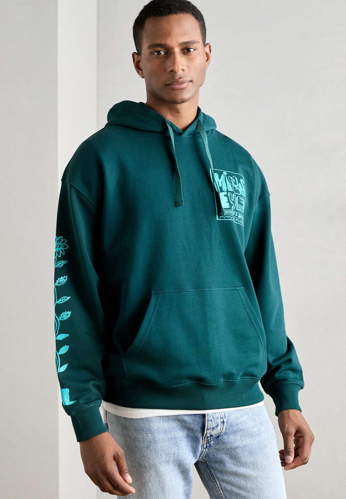 Пуловер LOOSE FIT ARTWORK HOODIE