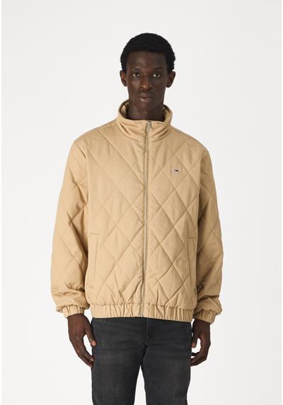 Куртка ESSENTIAL QUILTED JACKET