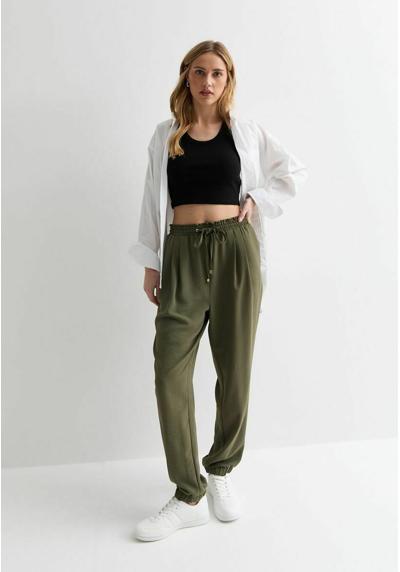 Брюки TAPERED TROUSERS