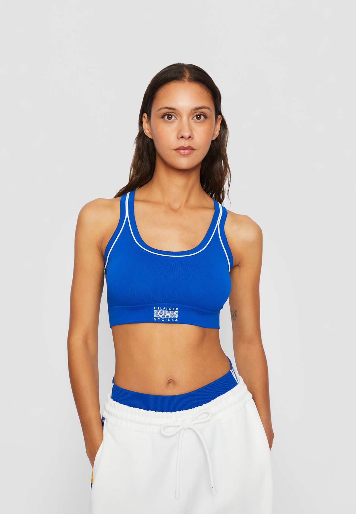 Топ EXCLUSIVE HILFIGER TEAM BRALETTE