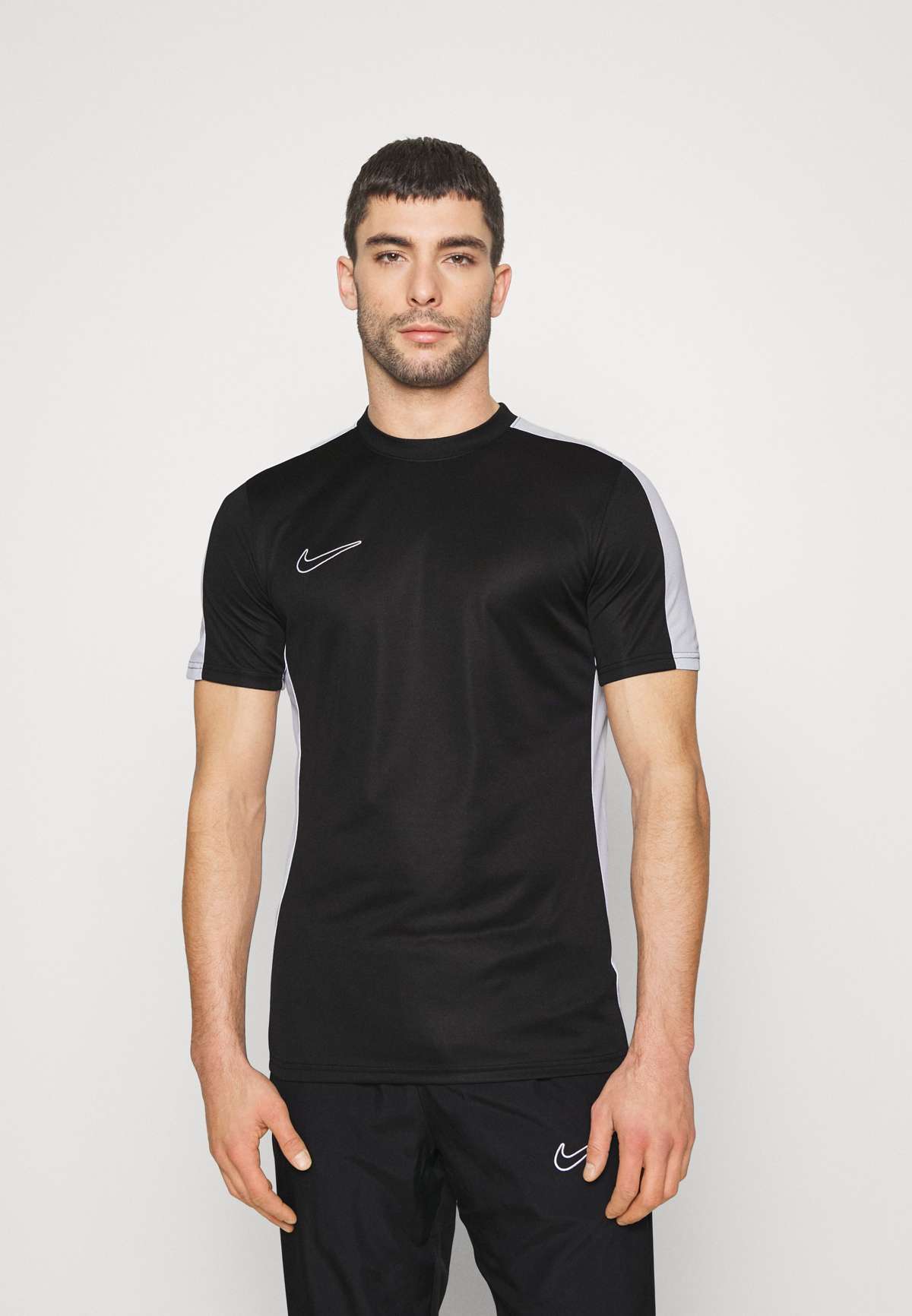 Футболка NIKE DF ACADEMY23 TOP SHORT SLEEVES