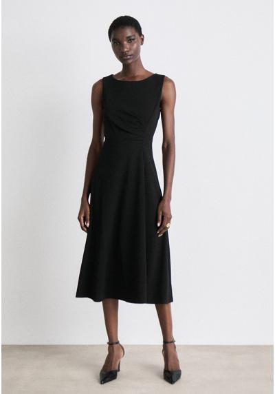 Трикотажное платье SIDE RUCHED DRESS