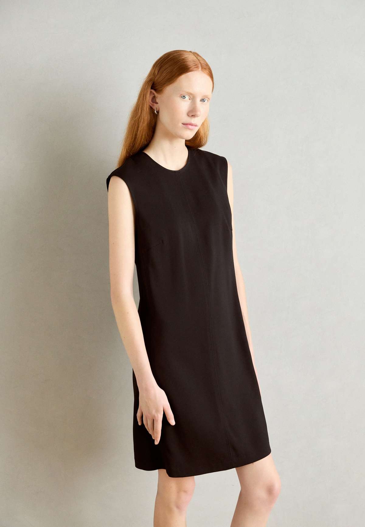 Платье SHIFT DRESS SLEEVELESS SHORT LENGTH