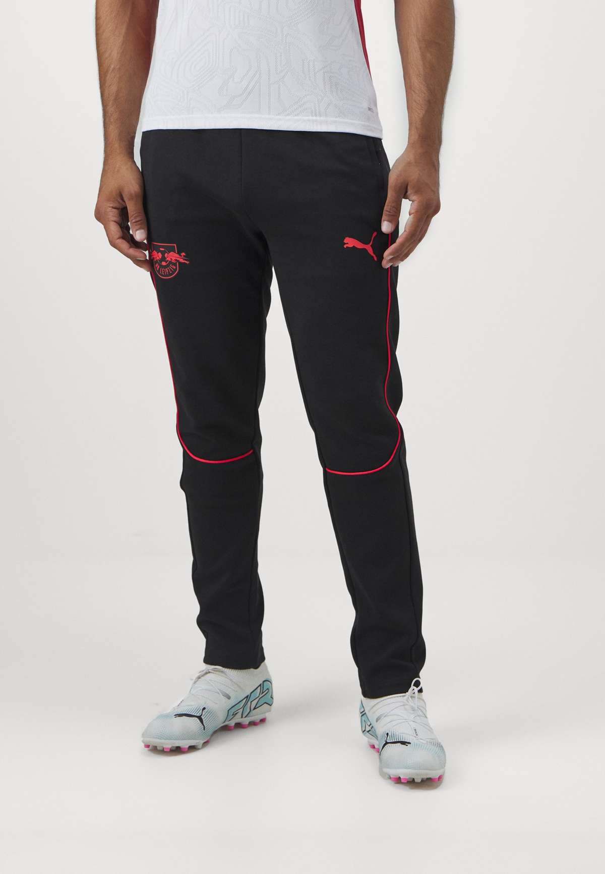 RB LEIPZIG CASUALS PANTS - Vereinsmannschaften RB LEIPZIG CASUALS PANTS