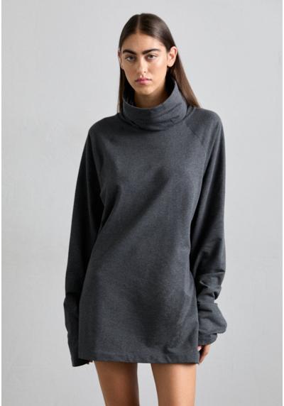 Платье OVERSIZED RAGLAN SLEEVE TURTLENECK MINI DRESS