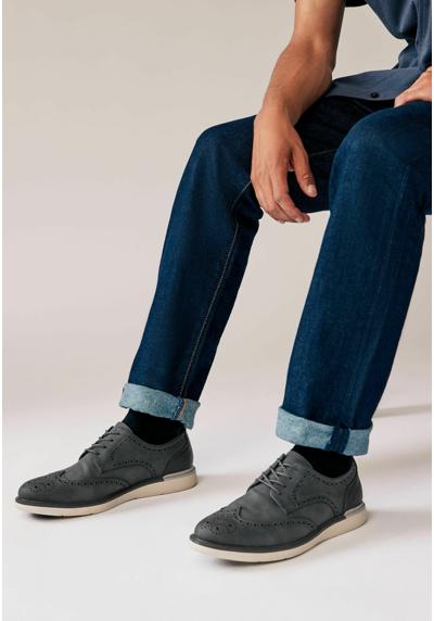 Ботинки на шнуровке BROGUE REGULAR FIT