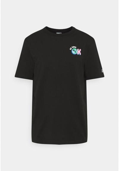 Футболка DOWNTOWN GRAPHIC TEE